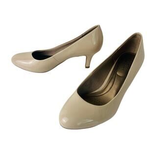 Life Stride Sz 9 Soft System Parigi Kitten Heel Pumps Beige Nude Slip On Comfort